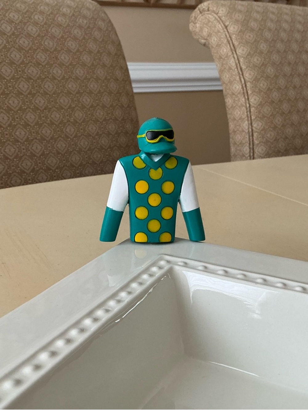 Jockey Silks Platter Decoration - Turquoise & Yellow Polka Dots 🏇